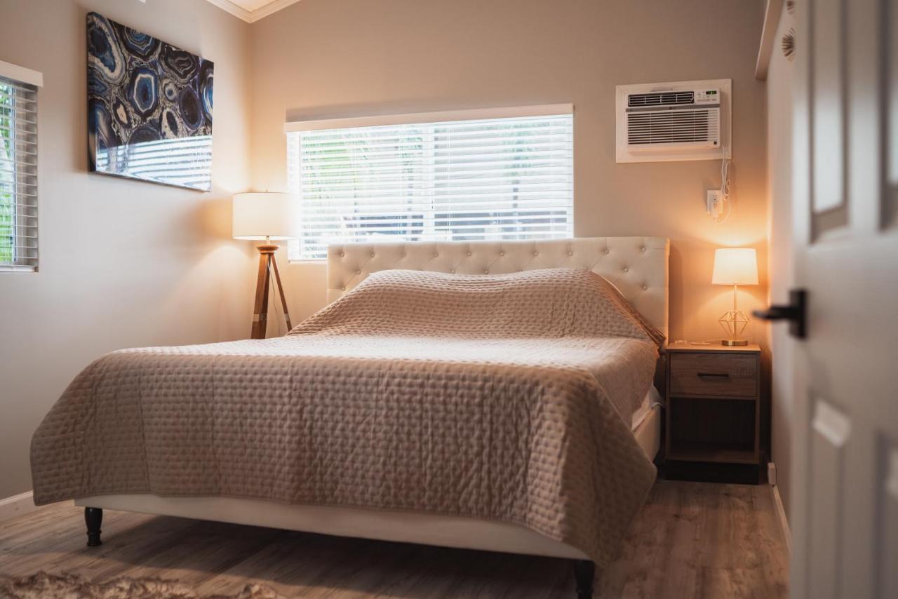 Spacious 2 Bedroom Beach House With King Suite Waianae Eksteriør bilde
